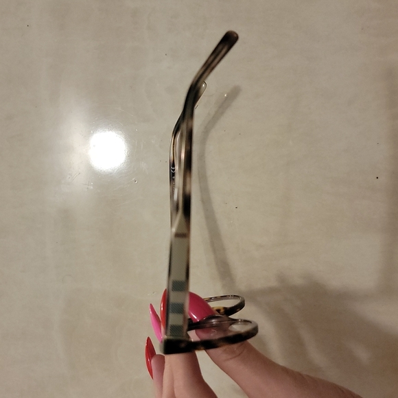 Burberry Square Style W/Demo Lens. - Picture 9 of 10